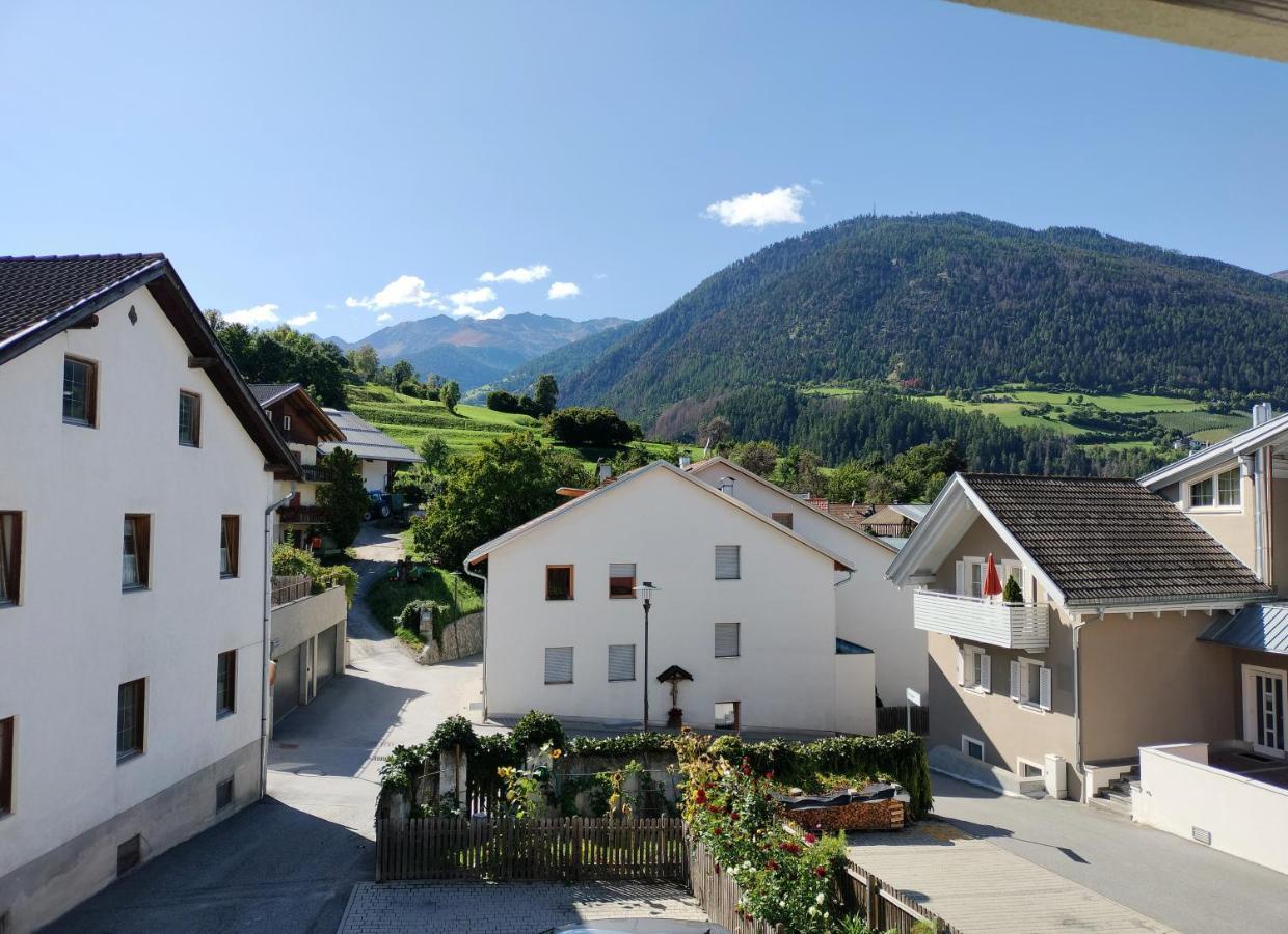 Haus Am Brunnen Apartamento Prato allo Stelvio Exterior foto